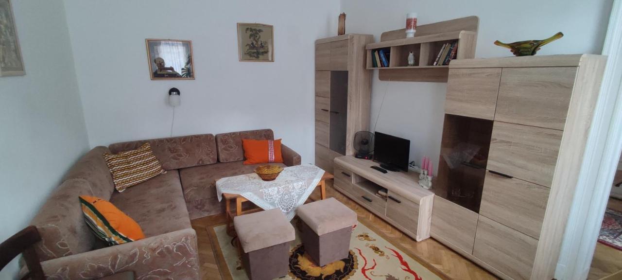 Julia Apartman. Budapest Eksteriør bilde